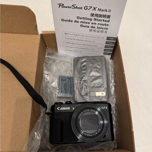 Canon G7X Mark II Digital Camera